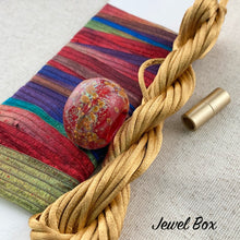 Load image into Gallery viewer, Chevron Square Braid