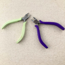 Load image into Gallery viewer, Magical Crimping Pliers