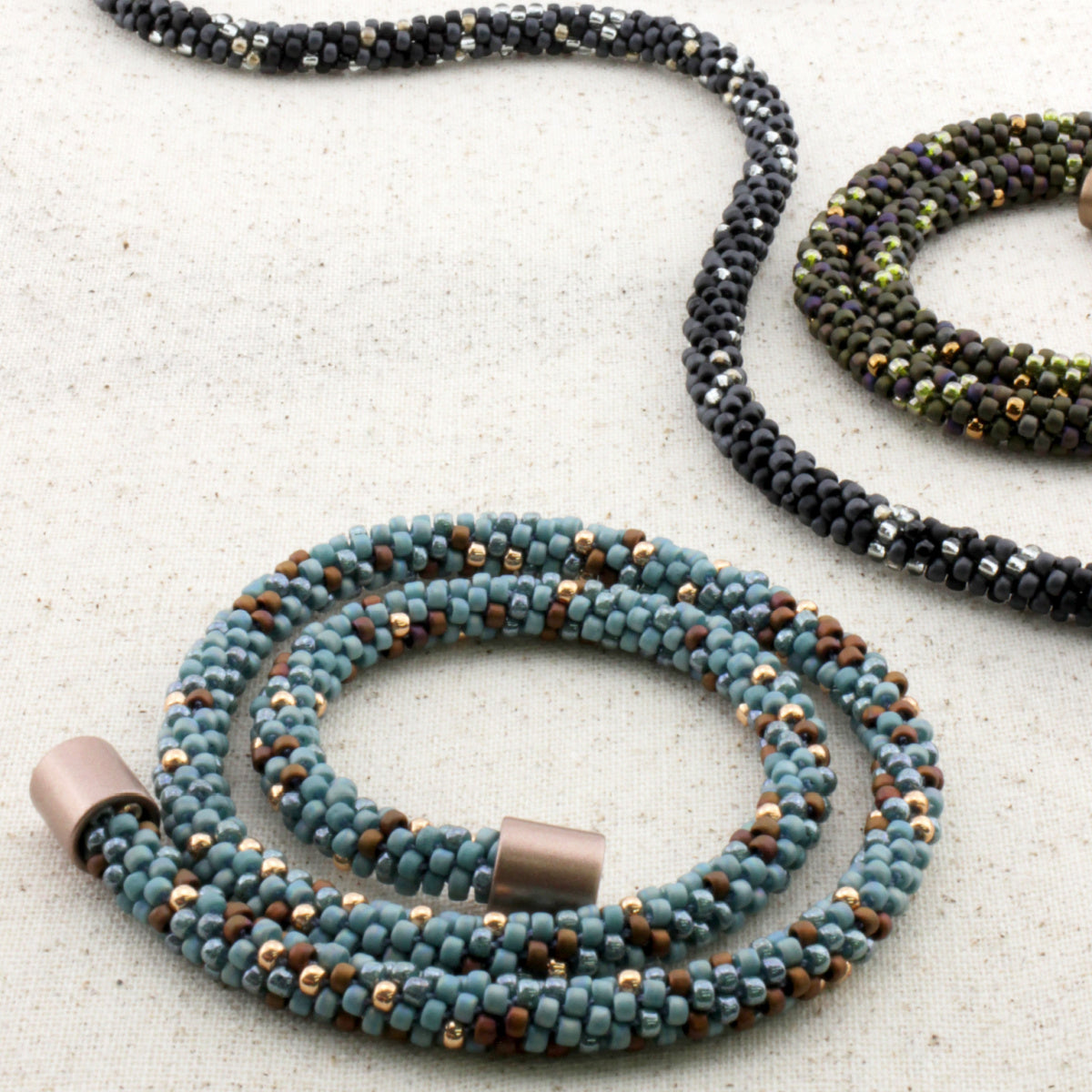 Beads for Braiders Info-torial #3: Size 11/0 seed beads - Kumihimo Disk &  Plate