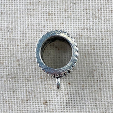 Load image into Gallery viewer, Hammered Bail