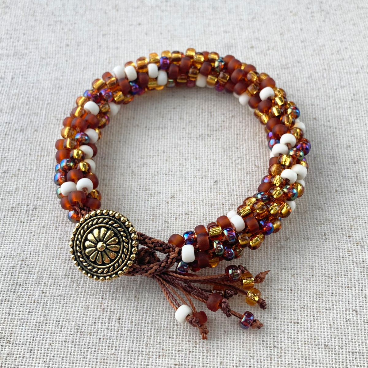 Cute as a Button - Intermediate Kumihimo Bracelet Kit – Design & Adorn